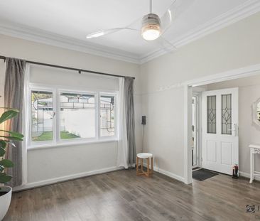 Character Charm Meets Contemporary Luxury HOME OPEN SATURDAY 22 AUG... - Photo 4