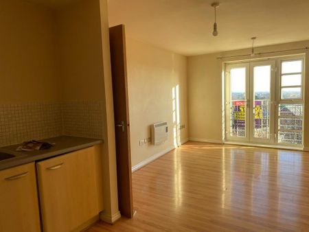 2 bedroom apartment to rent - Photo 4