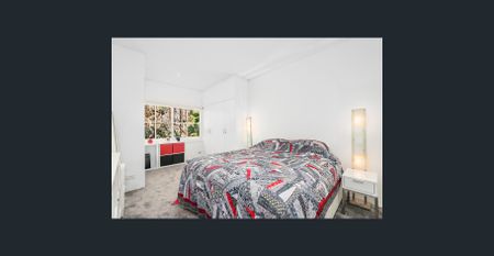 A Stylish Character Home of Convenience & Light - Photo 4