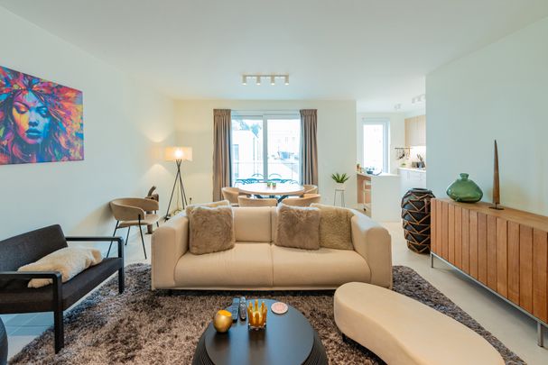 Appartement te huur - Photo 1