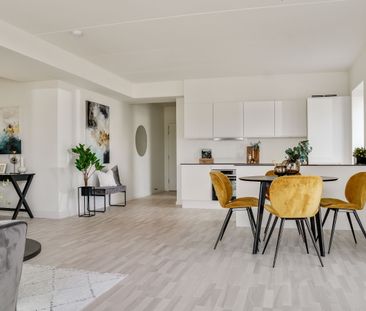 KUN 2 måneders depositium - Stor og lys hjørnelejlighed med fri udsigt - Foto 3