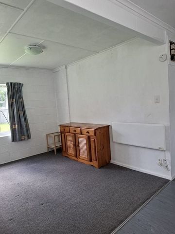 Quiet Ground Floor Flat - Photo 3