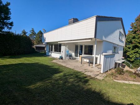 LIGHT-FLOODED WITH CHEMINÉE AND GARDEN - Foto 2