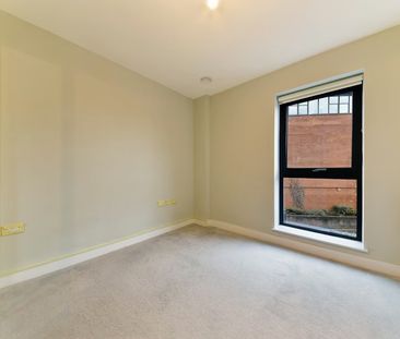 2 bedroom apartment - Photo 5