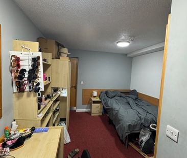 Room in a Shared House, St. Margaret Road, CV1 - Photo 3