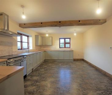 3 bedroom barn conversion to rent - Photo 6