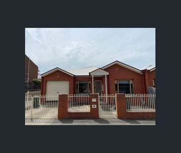 CLOSE TO COSMOPOLITAN PAKINGTON STREET - Photo 5