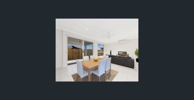 Contemporary and Comfortable Living in a Oonoonba! - Photo 1