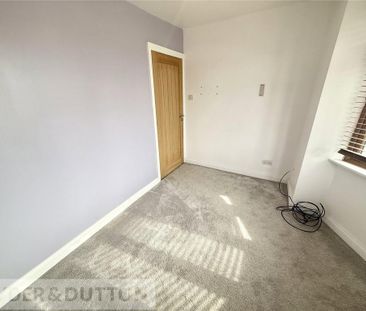 3 bedroom semi-detached house to rent - Photo 3