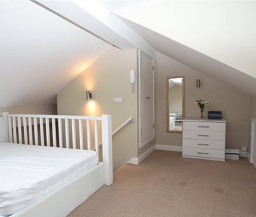 1 bed penthouse to rent in Westbourne Grove, Scarborough, YO11 - Photo 1
