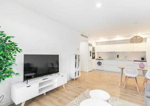 Carrer de la Mar Egea, Badalona, Catalonia 08918