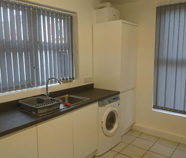 Connaught Road, Kensington Fields. - Photo 4