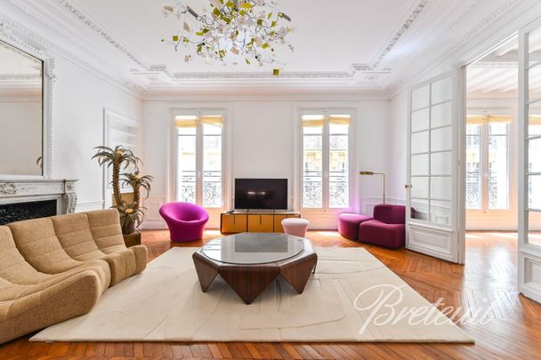 Tout savoir sur cet appartement dans le quartier Clichy-Trinité, à Paris 9ème - Photo 1