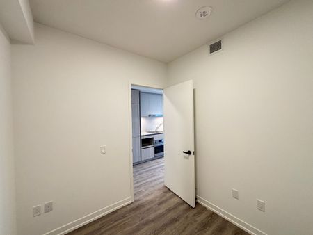 For Lease - 8 Interchange Way Unit# 1911, Vaughan, Ontario - Photo 2