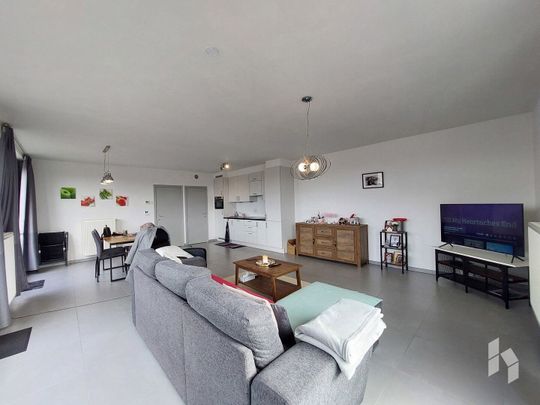 Appartement te huur - Photo 1