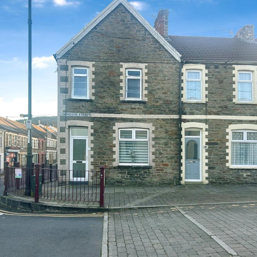 Windsor Street, CAERPHILLY - Photo 1