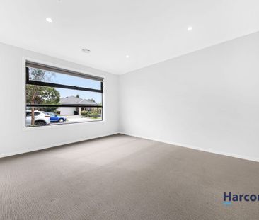 Beautiful 4 bedroom home in Weir Views - Photo 2