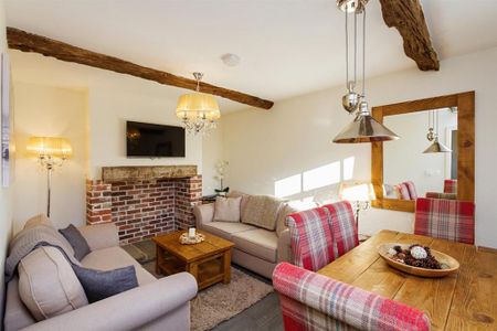 3 bedroom parking to rent - Photo 2