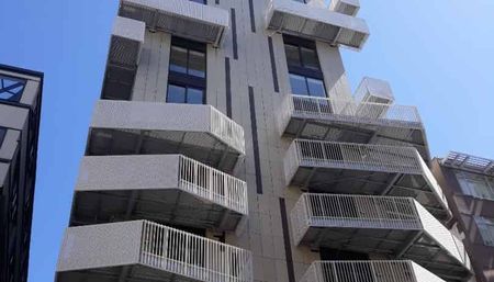 Central City Furnished Studio Apartment - Photo 4