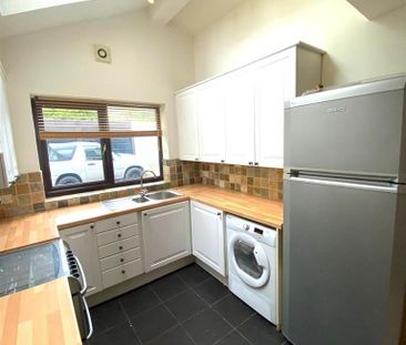 3 bedroom terraced house to rent - Photo 6