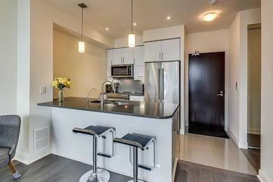For Lease - 825 Church Street Unit# 3808, Toronto, Ontario - Photo 2
