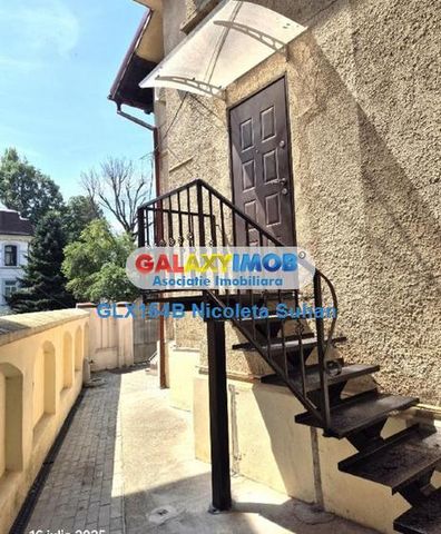 Duplex etaj 1+mansarda-Aviatorilor-Kiseleff,in vila,160mp - Fotografie 4