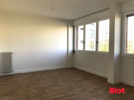 Location Appartement 5 pièces 134m² RENNES 35000 - Photo 5