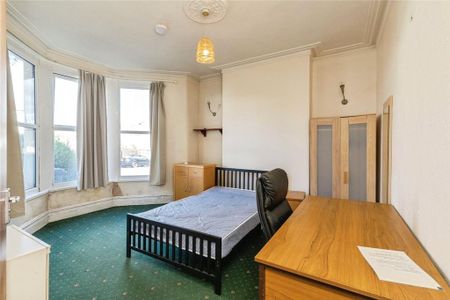 1 bedroom in a house share to rent - Photo 3