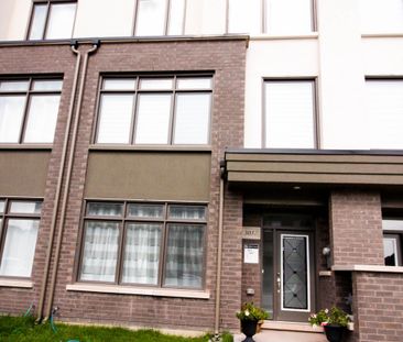 For Lease - 3057 Ernest Appelbe Boulevard, Oakville, Ontario - Photo 1