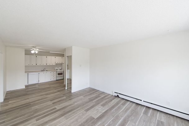 609 2 Avenue NE, Calgary - Photo 1