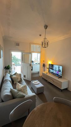 Bellevue Hill - Photo 1