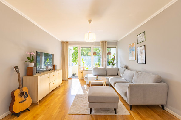 Folkungavägen, Sollentuna - Photo 1