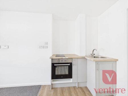 House share to rent - Photo 3