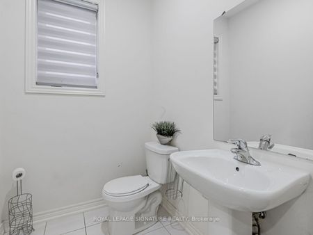 Detached Home For Lease | N8136406 - Photo 3