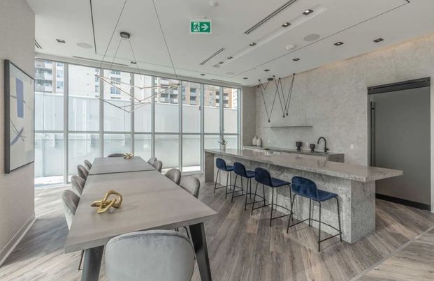 For Lease - 77 Mutual Street Unit# 1802, Toronto, Ontario - Photo 1