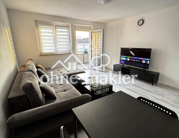 Schöne 3 Zimmer Wohnung mit Balkon in Zentraler Lage - Foto 1