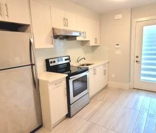 1 Bedroom / 1 Bathroom Basement Suite close to PNE, Hastings-sunrise - Photo 2