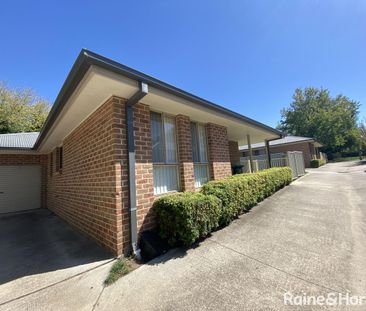 2 / 5 Coronation Drive, Orange, NSW 2800 - Photo 2