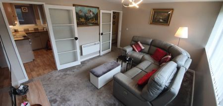 2 bedroom flat to rent - Photo 4