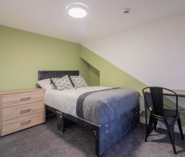 6 bed Semi-Detached House for Rent - Photo 6