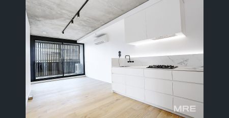 Spacious entertainer's delight - Photo 5