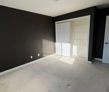 For Lease - 6 White Crescent Unit# Bsm, Barrie, Ontario - Photo 2