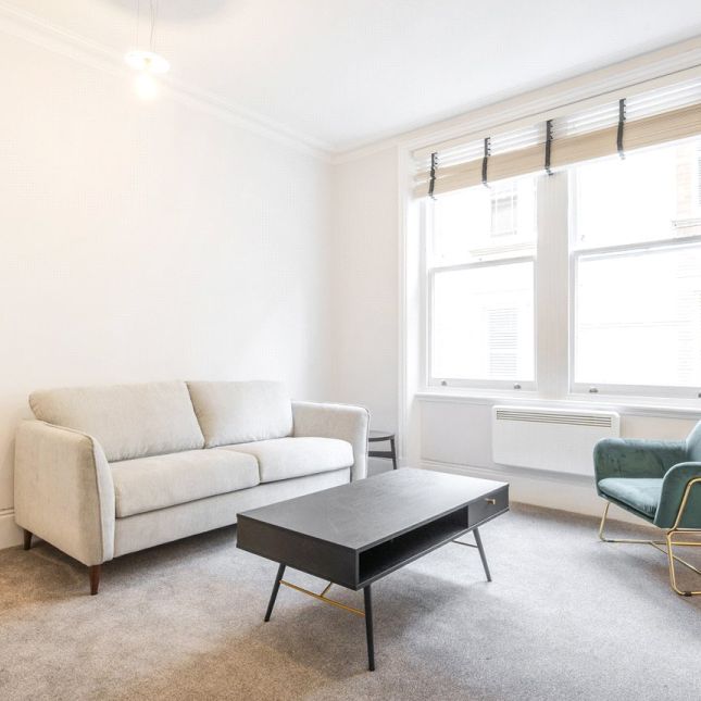 Charing Cross Road, Covent Garden, WC2H - Photo 1