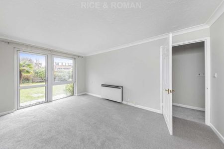 1 bedroom retirement property to rent - Photo 5