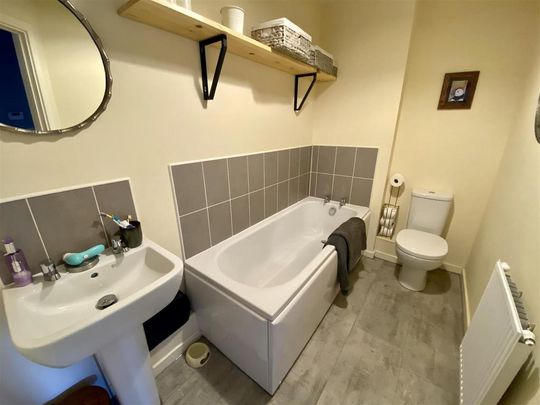 2 bedroom apartment to rent - Photo 1