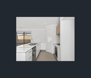 QUIET LOCATION I MODERN DESIGN I FOUR BEDROOMS - Photo 4