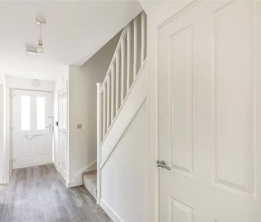 3 bedroom semi-detached house to rent - Photo 3