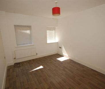 Pier House, New Brighton, 2 bedroom, Apartment - Photo 5