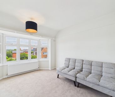 3 bedroom House in Argyle Road, Reading - Photo 1