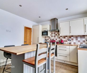 3 bedroom terraced house to rent - Photo 6